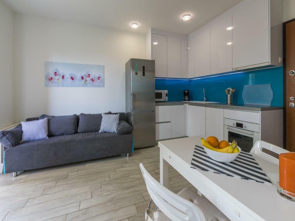 Apartments Mb Crikvenica Bagian luar foto