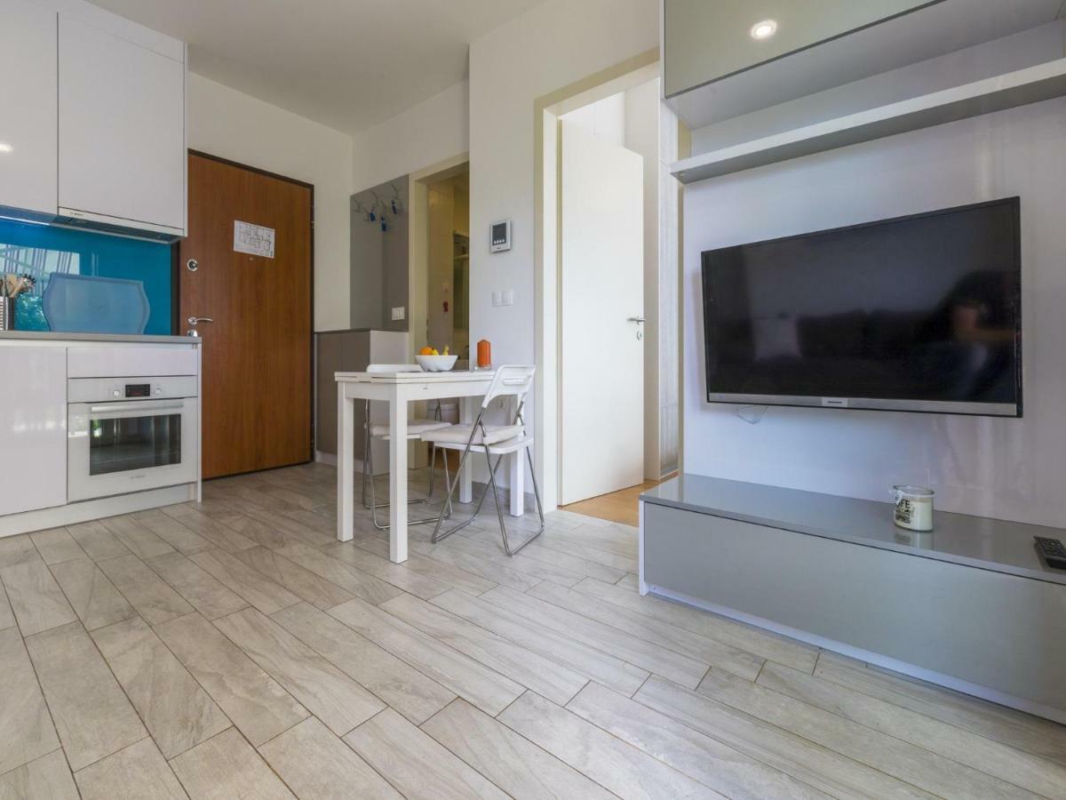 Apartments Mb Crikvenica Bagian luar foto