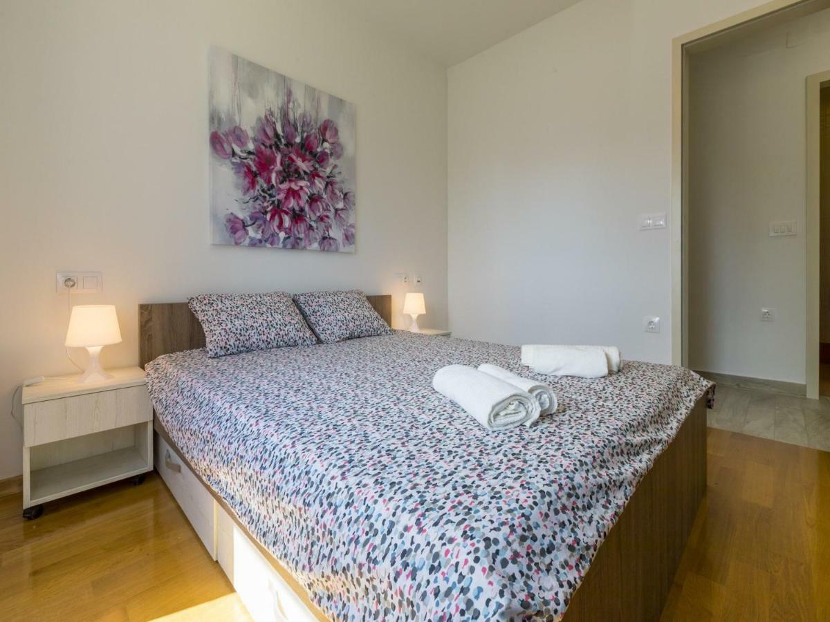 Apartments Mb Crikvenica Bagian luar foto