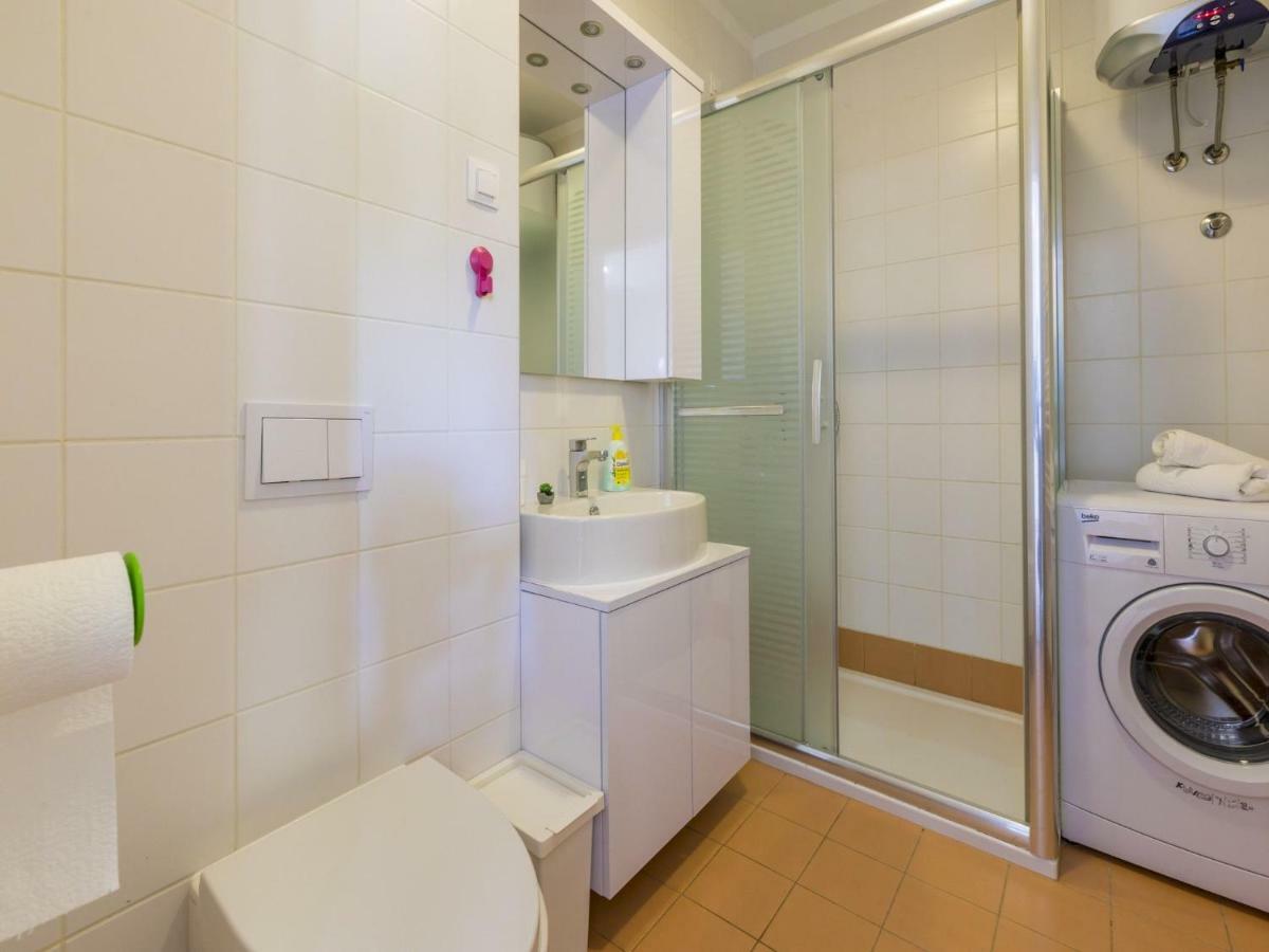 Apartments Mb Crikvenica Bagian luar foto